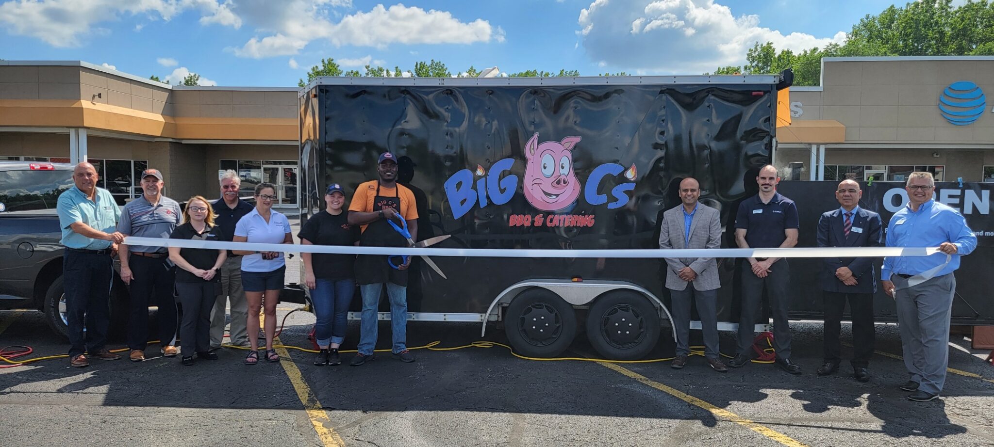 Big C's BBQ celebrates with ribbon cutting during Chamber After Hours